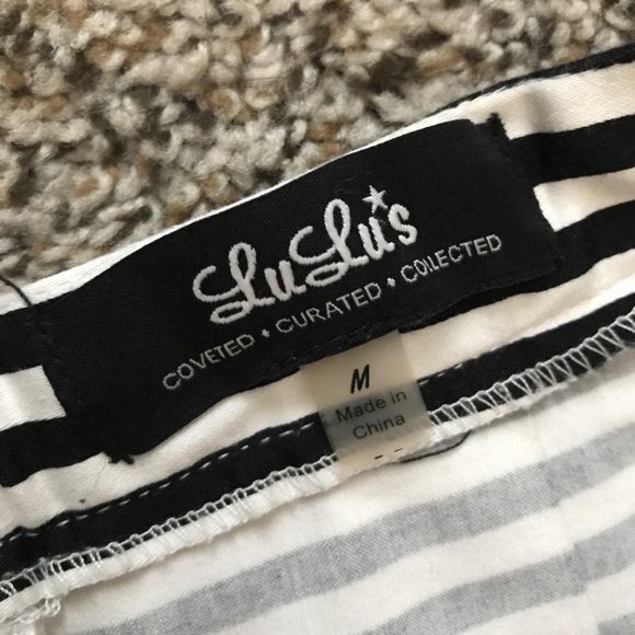 💖 LuLu’s Black and White Striped Midi Skirt - Picture 3 of 3